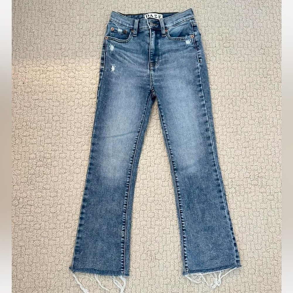 DAZE Crop Flare Blue Jeans
